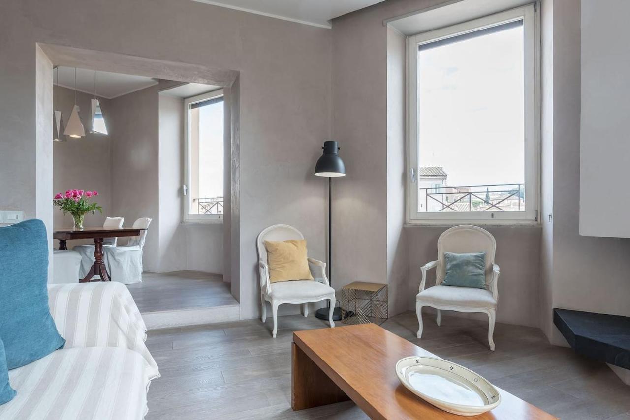 Stunning Views Over Central Rome's Rooftops - Fromhometorome Lägenhet Rom
